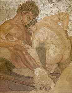 Scena erotica tra un satiro e una ninfa, mosaico da Pompei, I secolo d.C. (Napoli, Museo Archeologico)