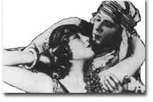 Rodolfo Valentino, divo del cinema muto, morto nel 1926