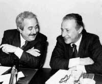 Foto del 5 aprile 1992, a Palermo, durante un dibattito su mafia, politica e società civile