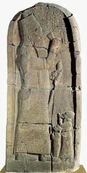 Stele di Sam-al (Zincirli) con la storia della vittoria di Asarhaddon re di Assiria sull'Egitto (671a.C.), 1000-600 a.C. (Berlin, Vorderasiatisches Museum)