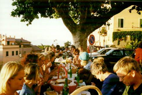 2001_04.jpg