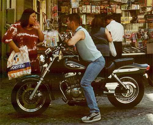 2001_10.jpg